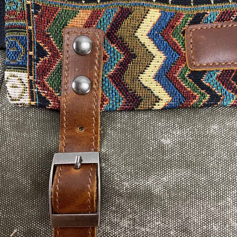 Жіноча сумка через плече Aeon з орнаментом хакі - 8 фото