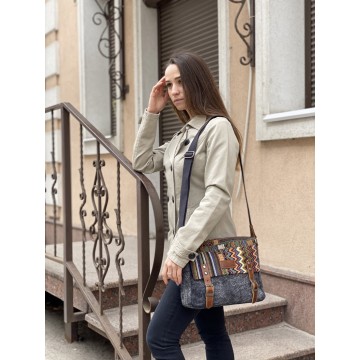 Жіноча сумка через плече Aeon з орнаментом графітова фото