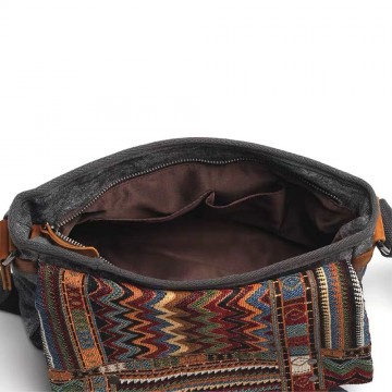 Женская сумка через плечо Aeon с орнаментом графитовая фото