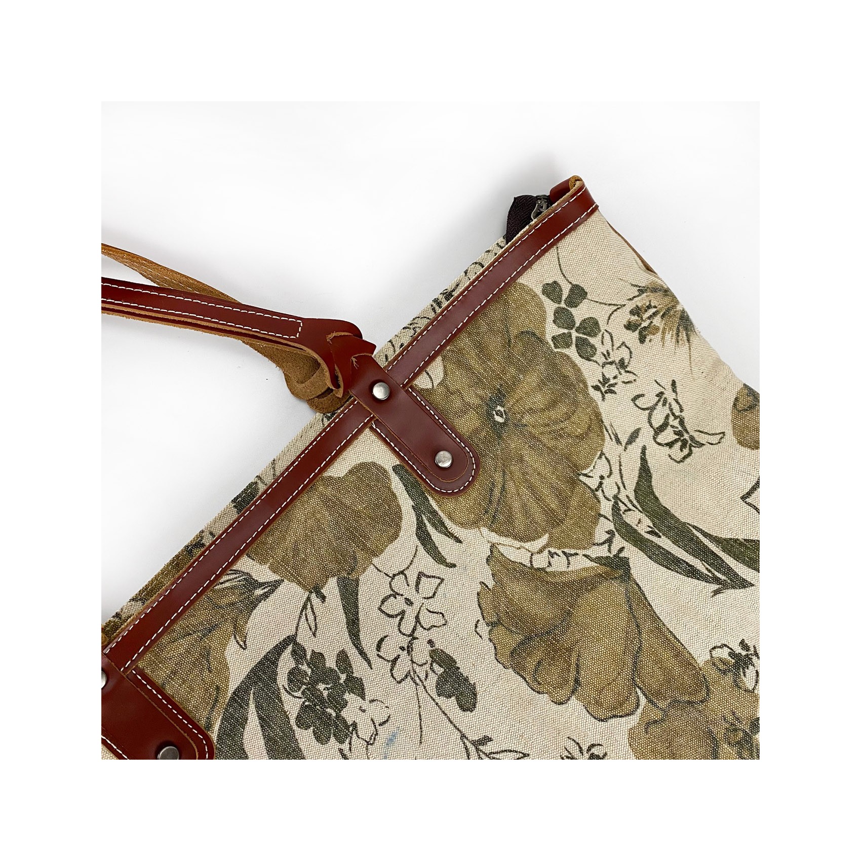 Женская городская сумка Flower кремово-зеленая