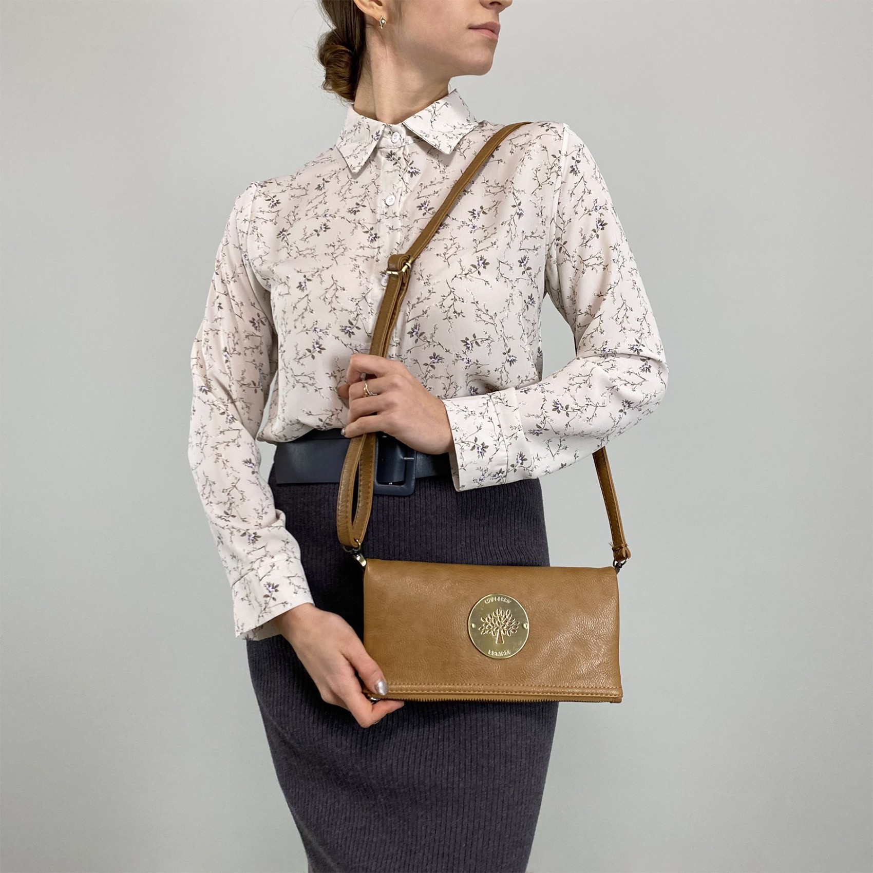 Женский Клатч MullPat светло-коричневый