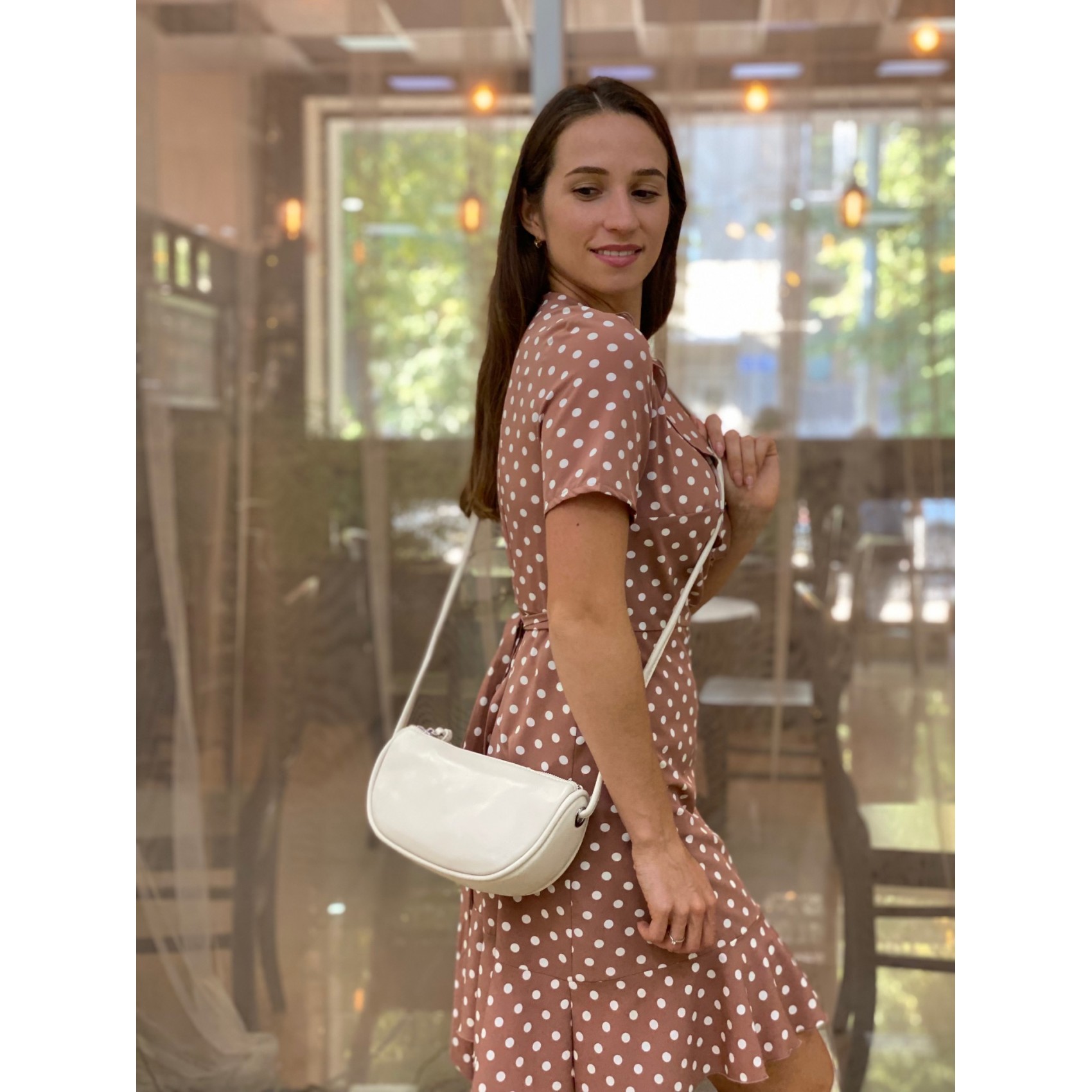 Женская кожаная сумка Rebecca молочная