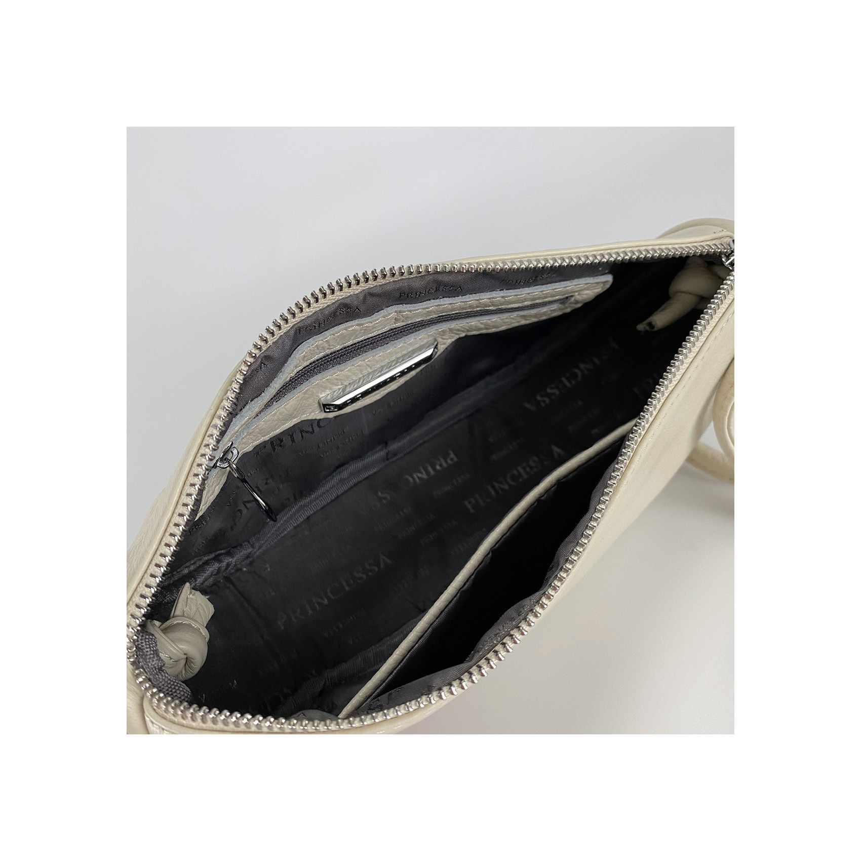 Жіноча шкіряна сумка Rebecca молочна