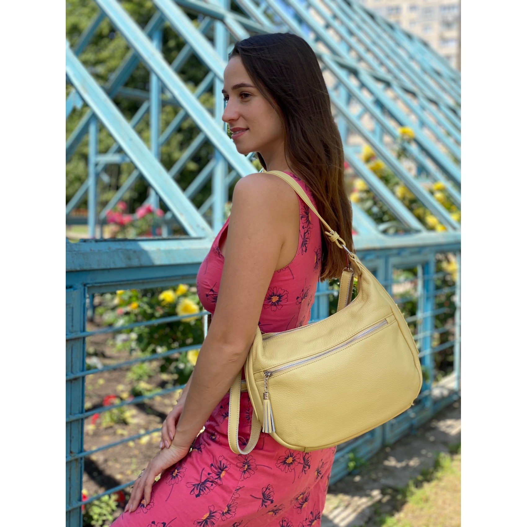 Жіноча шкіряна сумка хобо Linda жовта