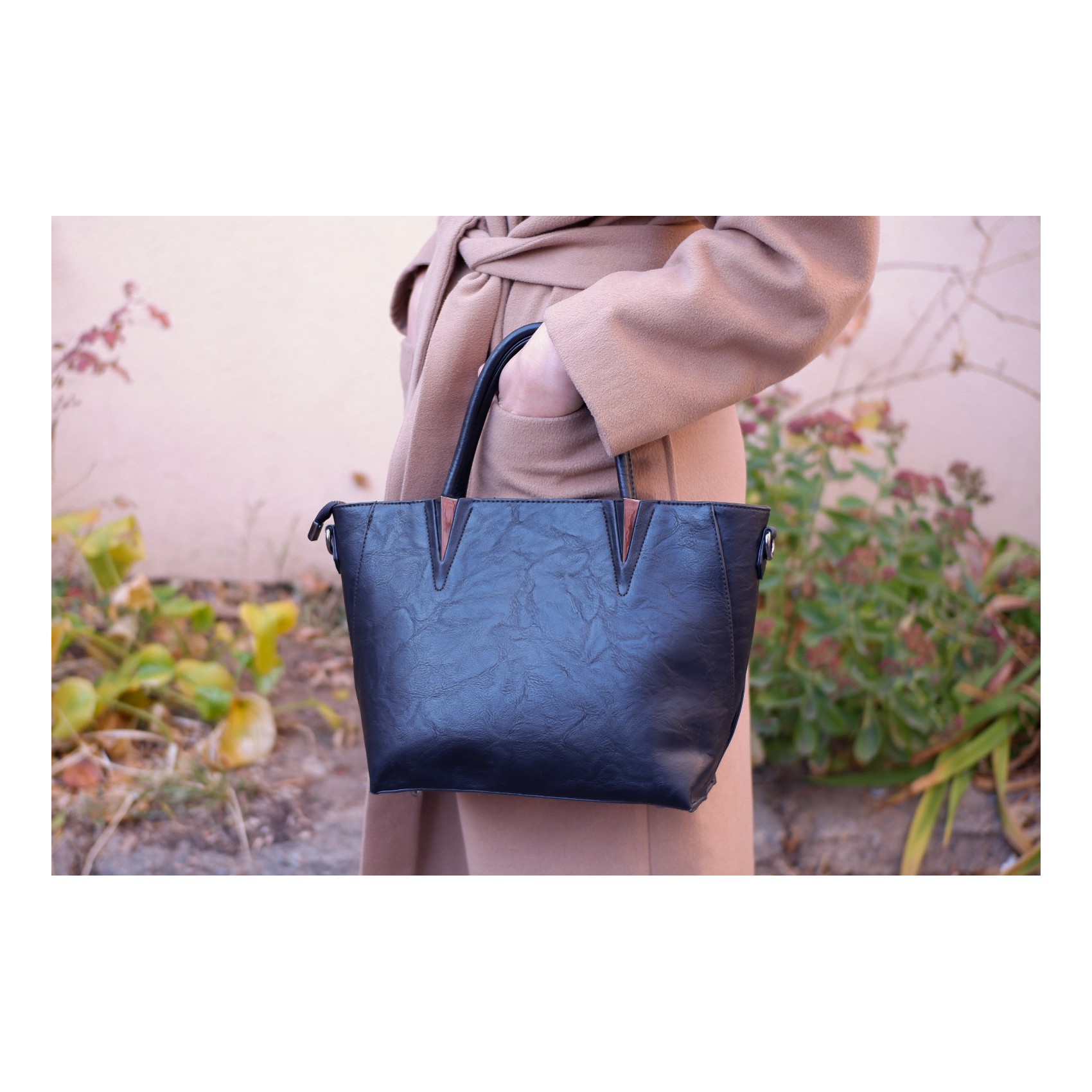 Жіноча класична сумка Wendy чорна