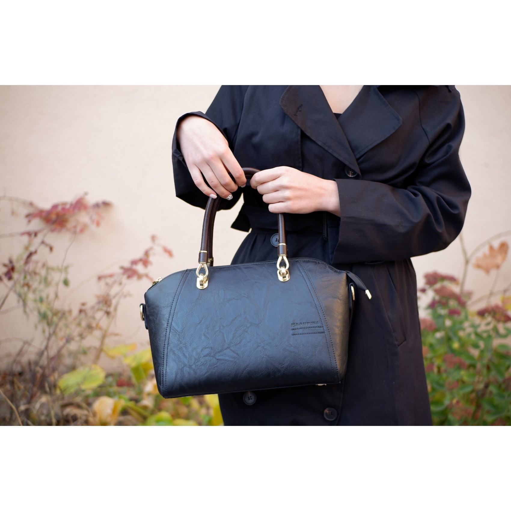 Жіноча класична сумка Isa Paulina DS чорна