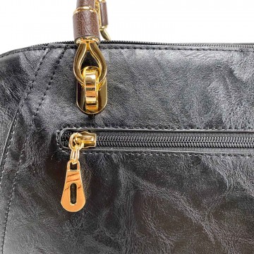 Жіноча класична сумка Isa Paulina DS чорна фото