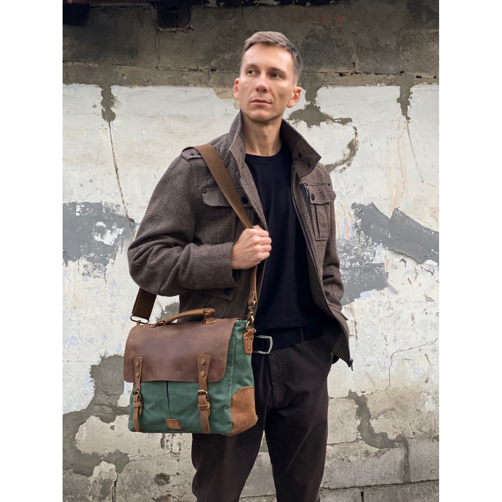 Мужской портфель Tone изумрудный