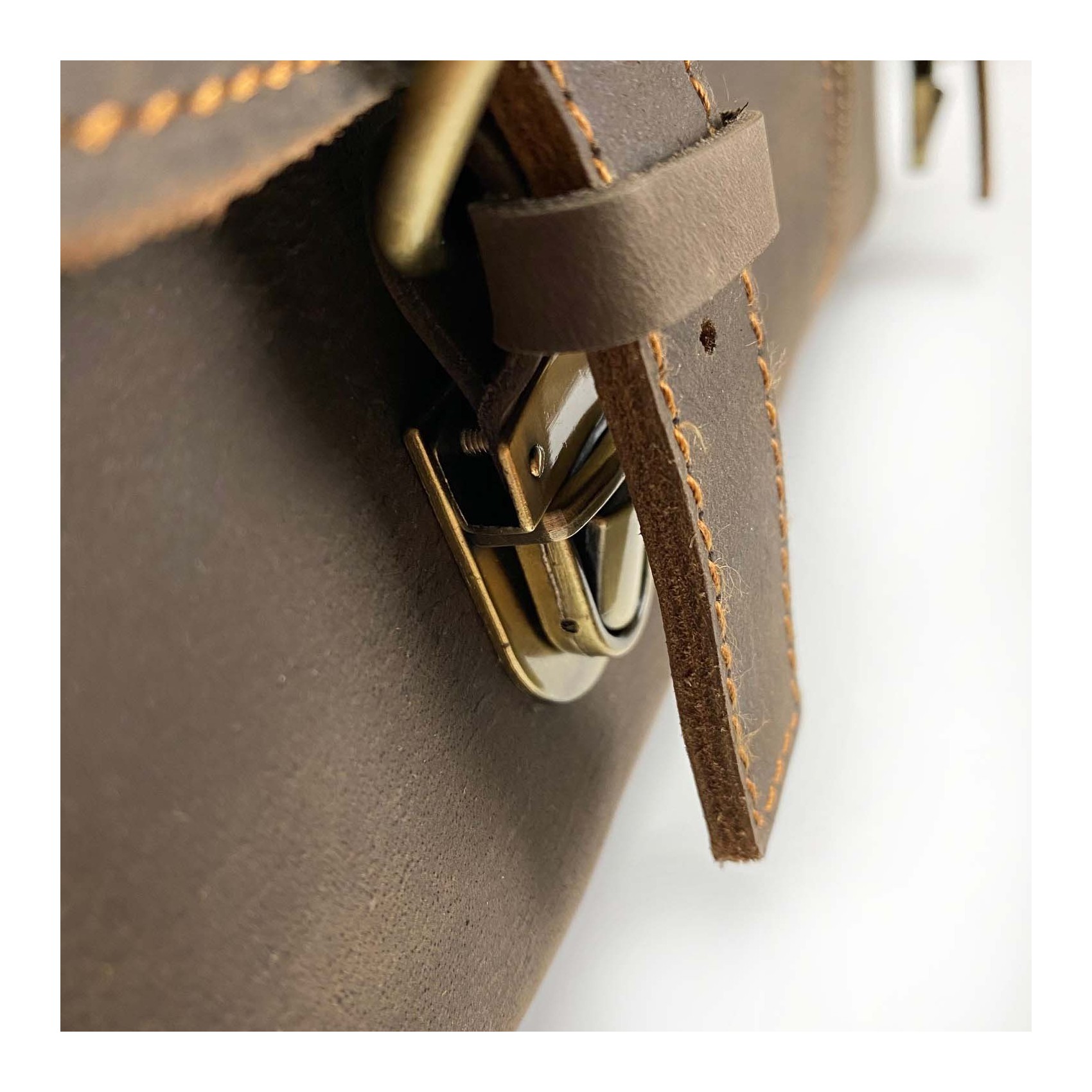 Чоловічий шкіряний портфель Jonathan темно-коричневий