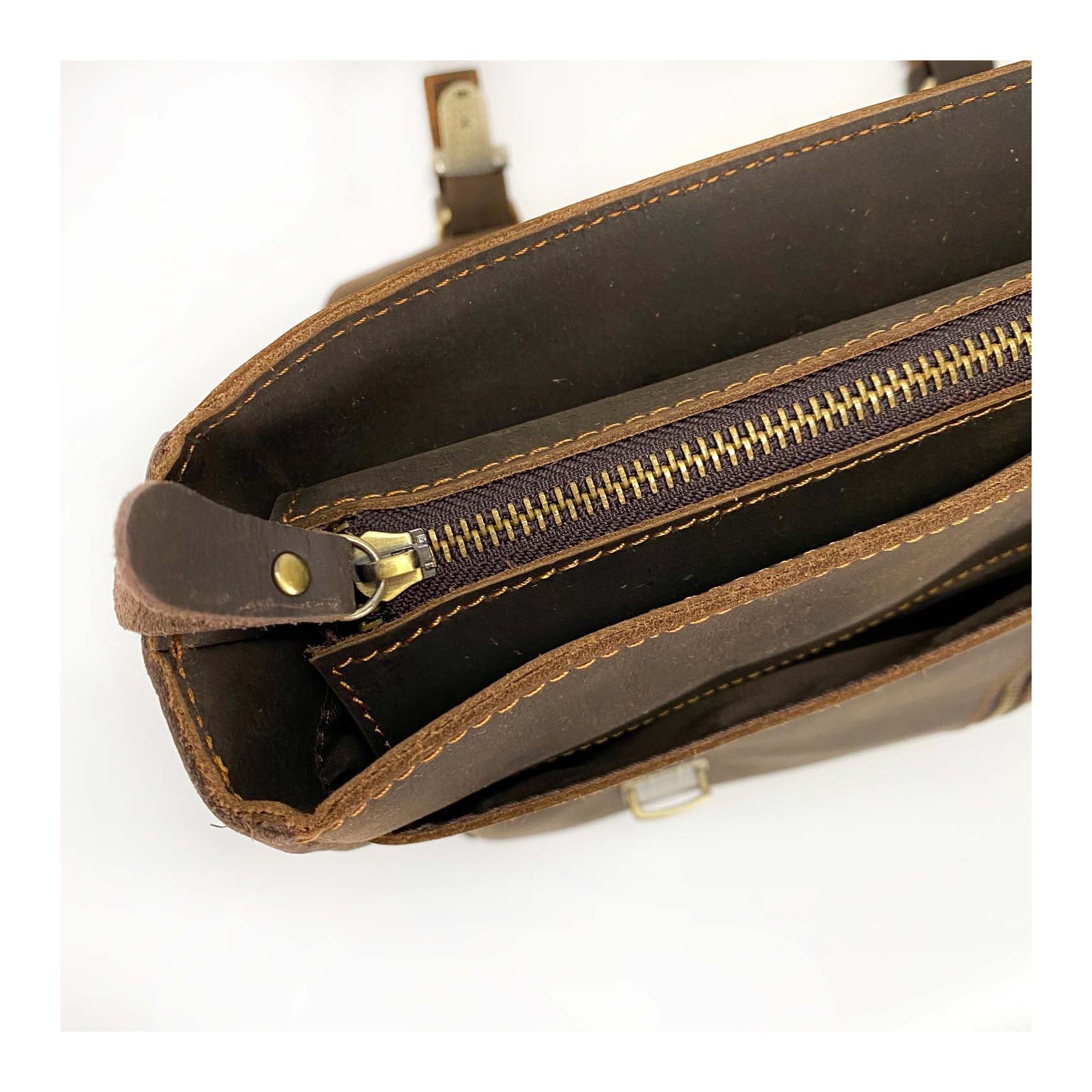 Чоловічий шкіряний портфель Jonathan темно-коричневий