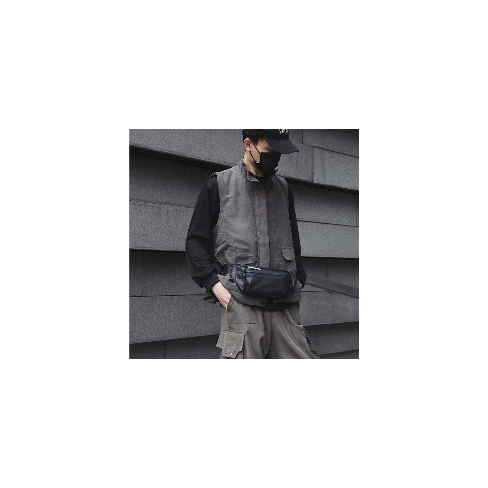 Сумка бананка на пояс чорна Street