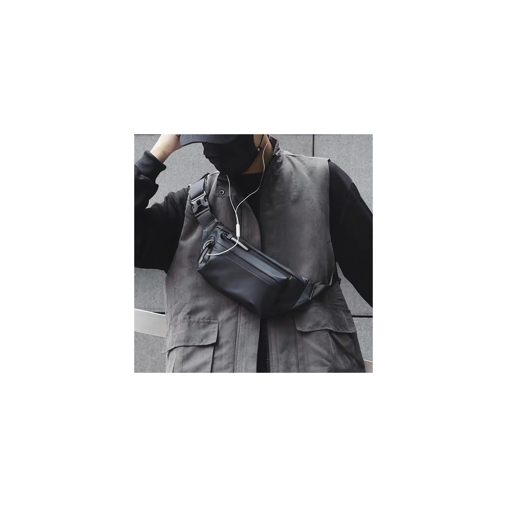 Сумка бананка на пояс черная Street