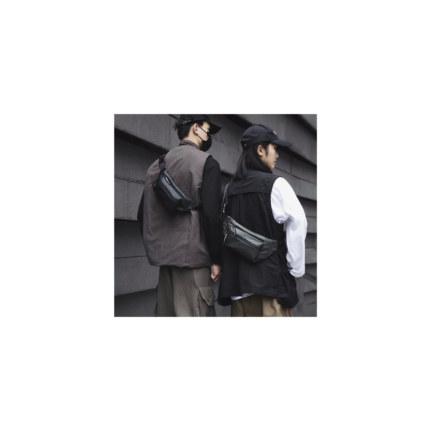 Сумка бананка на пояс чорна Street