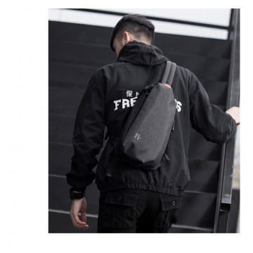 Мужская сумка-рюкзак слинг MY на одно плечо черная фото