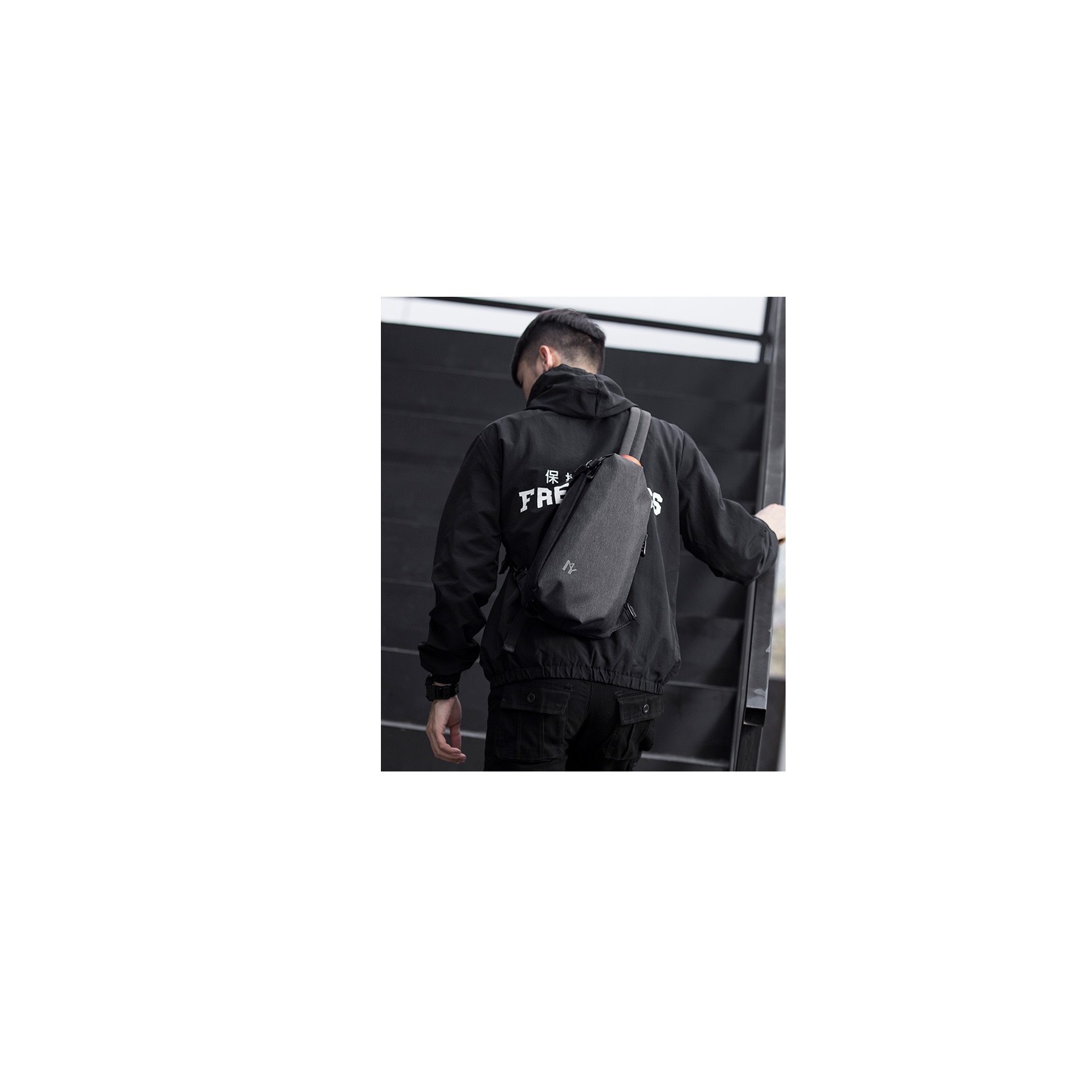 Чоловіча сумка-рюкзак слінг MY на одне плече чорна