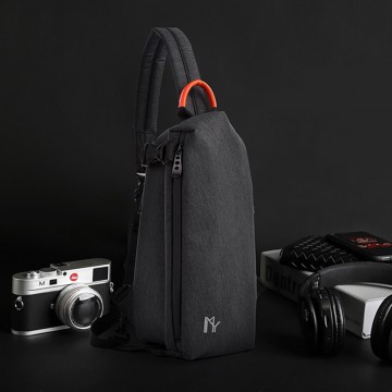 Чоловіча сумка-рюкзак слінг MY на одне плече чорна фото