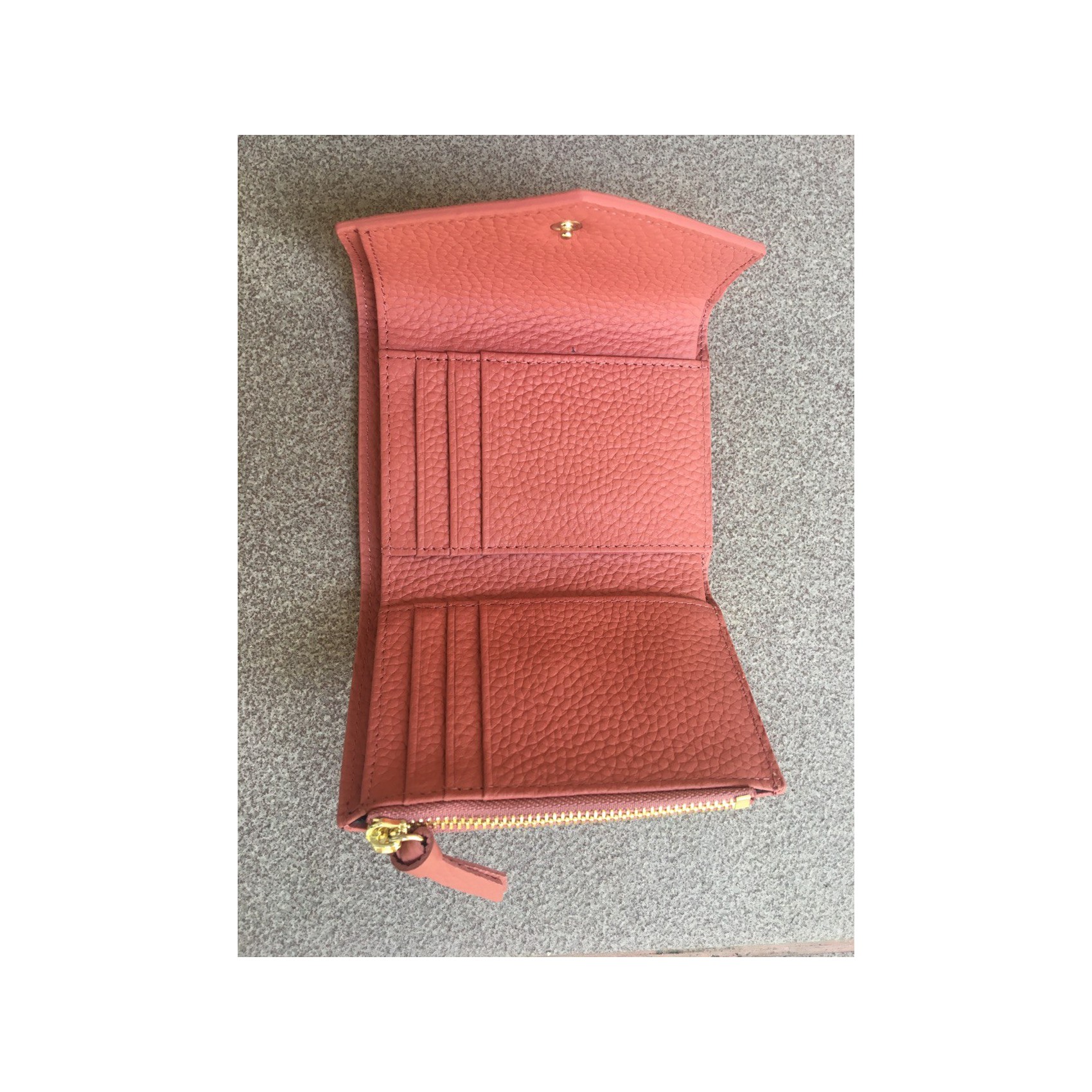 Жіночий шкіряний гаманець Ellie кораловий