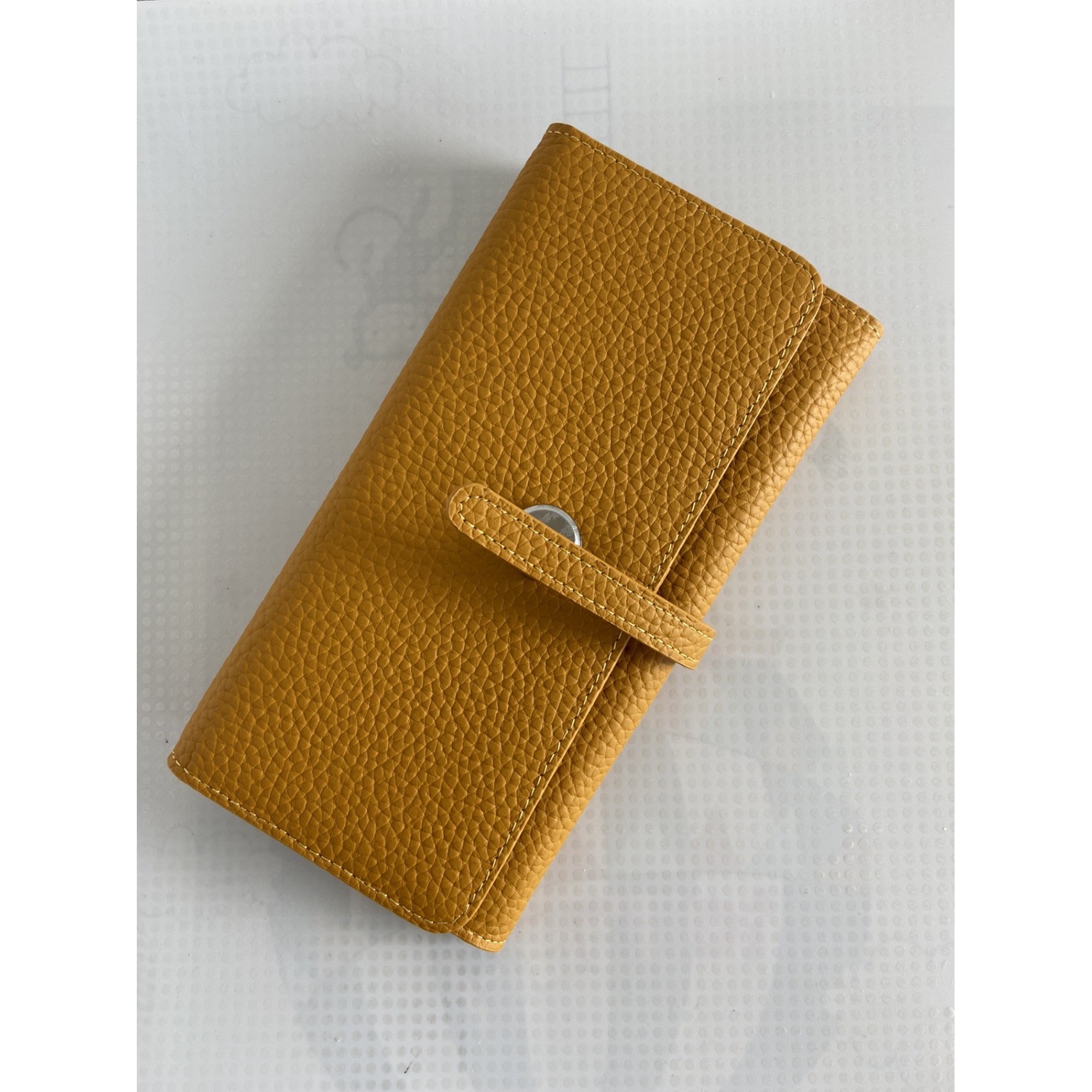 Жіночий шкіряний гаманець Vicki гірчичний