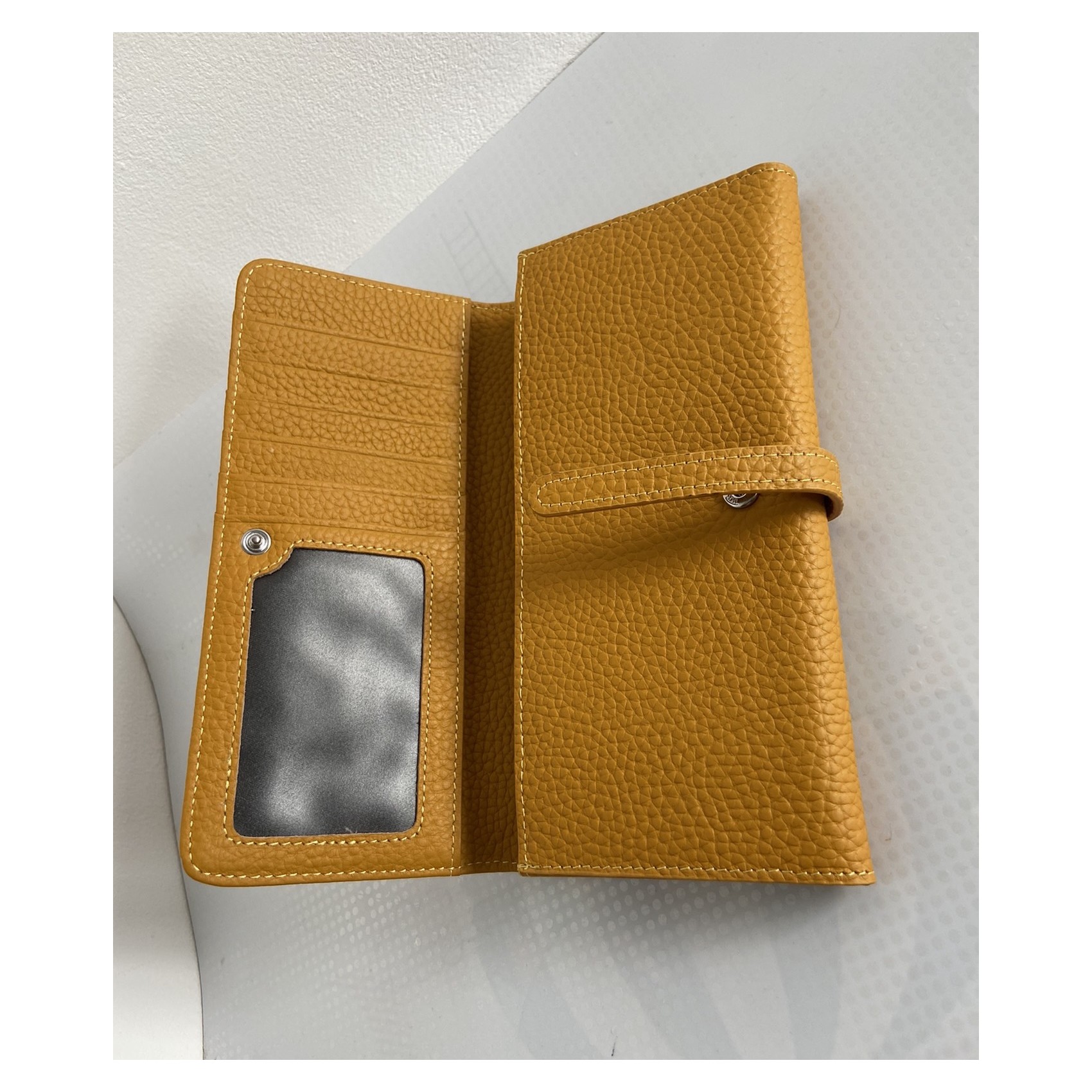 Женский кожаный кошелек Vicki горчичный