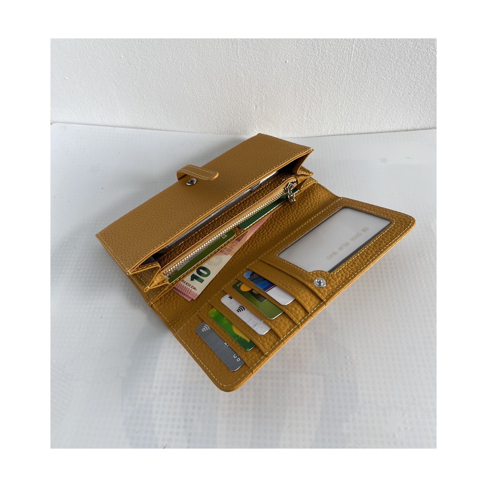 Женский кожаный кошелек Vicki горчичный