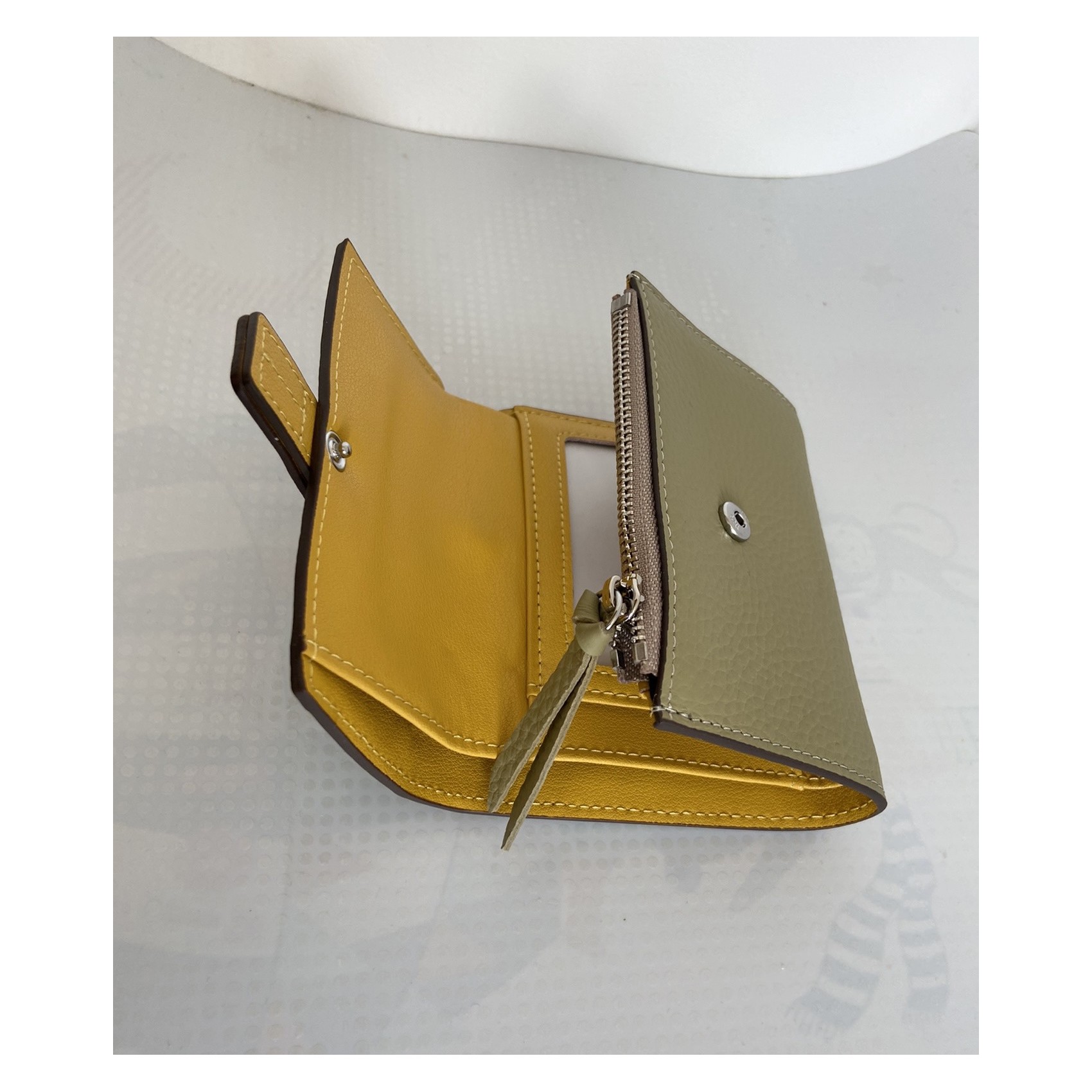 Женский кожаный кошелек Rachel фисташковый