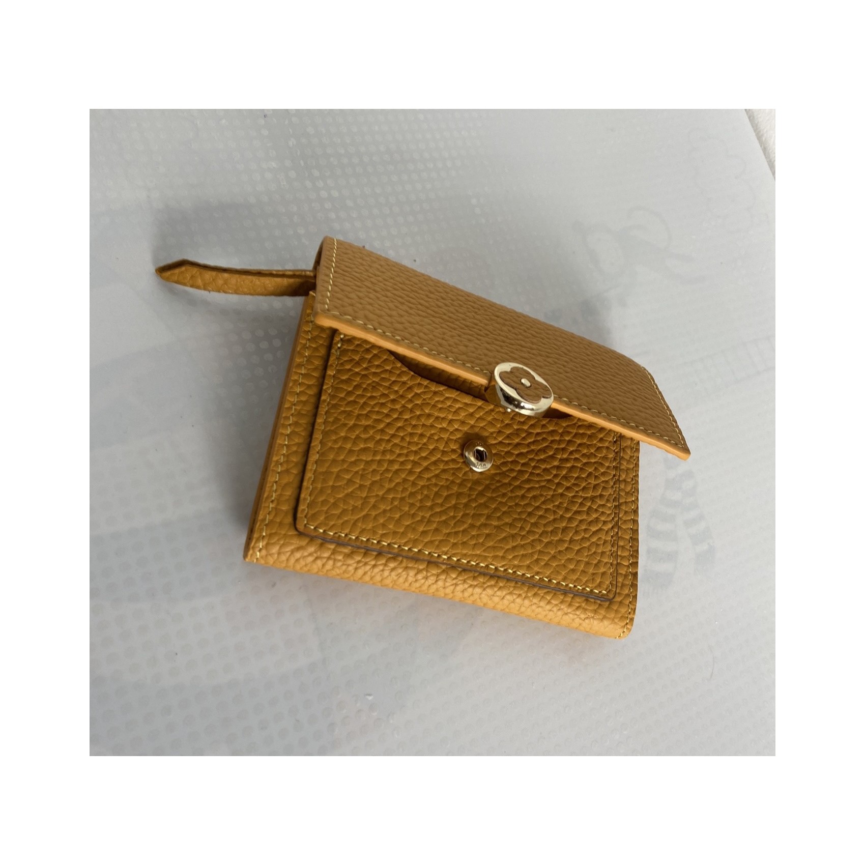Женский кожаный кошелек Whitney горчичный