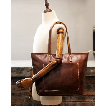 Женская кожаная сумка Carrie коричневая фото