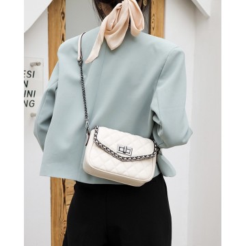 Женская сумка-клатч Beverly белая фото