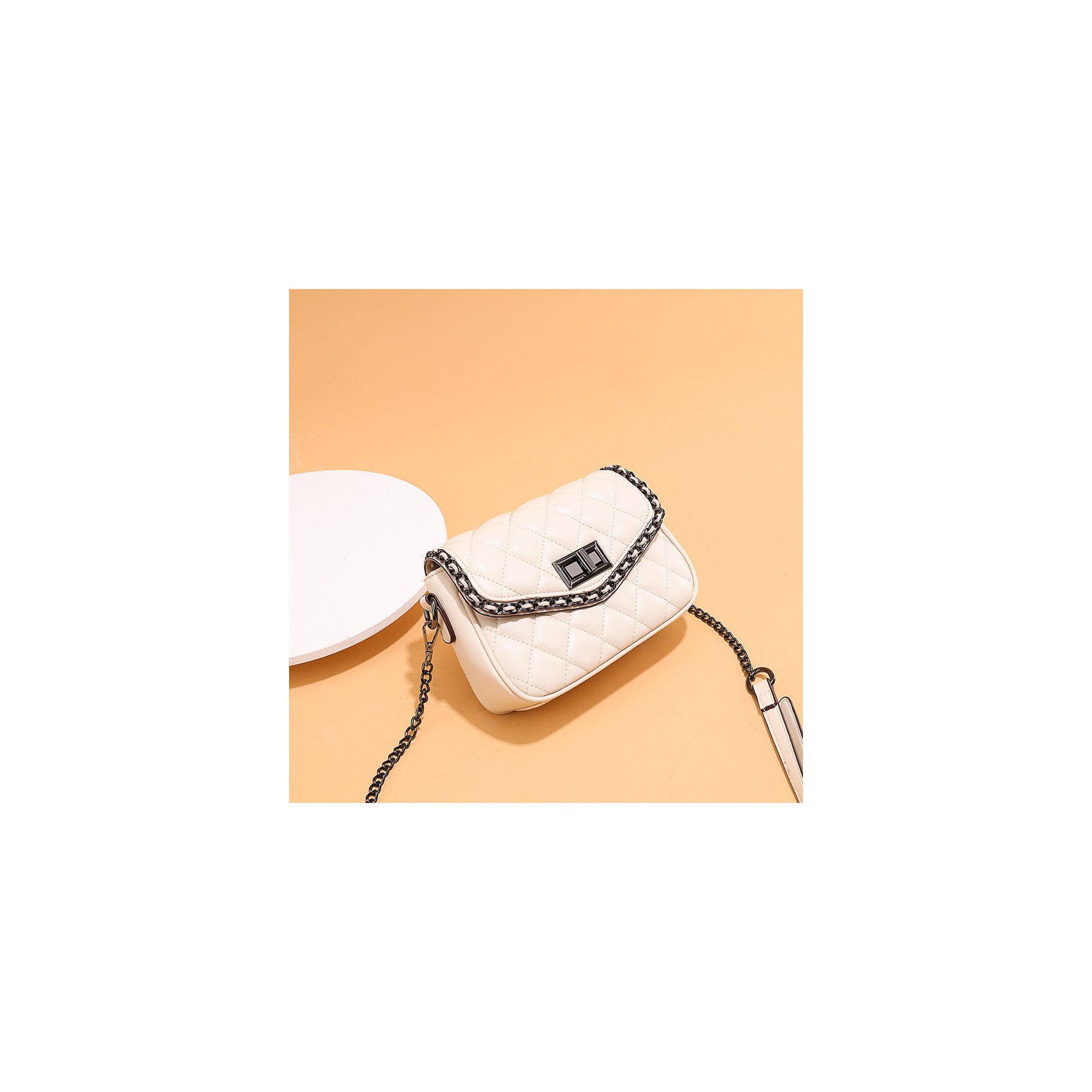 Женская сумка-клатч Beverly белая