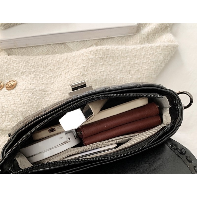 Жіноча сумка-клатч Beverly чорна - 7 фото