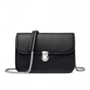 Женская кожаная сумка-клатч Erin черная