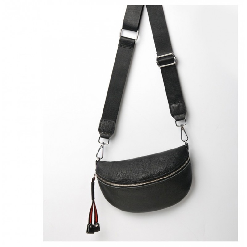 Жіноча шкіряна сумка бананка на плече Maureen чорна - 21 фото