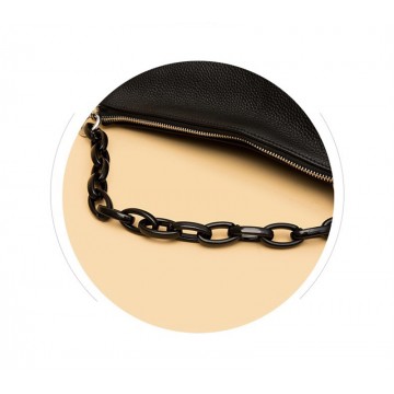 Жіноча шкіряна сумка через плече Molly чорна фото