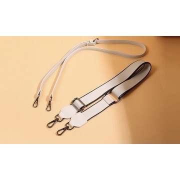 Женская кожаная сумка-клатч Alison молочная фото