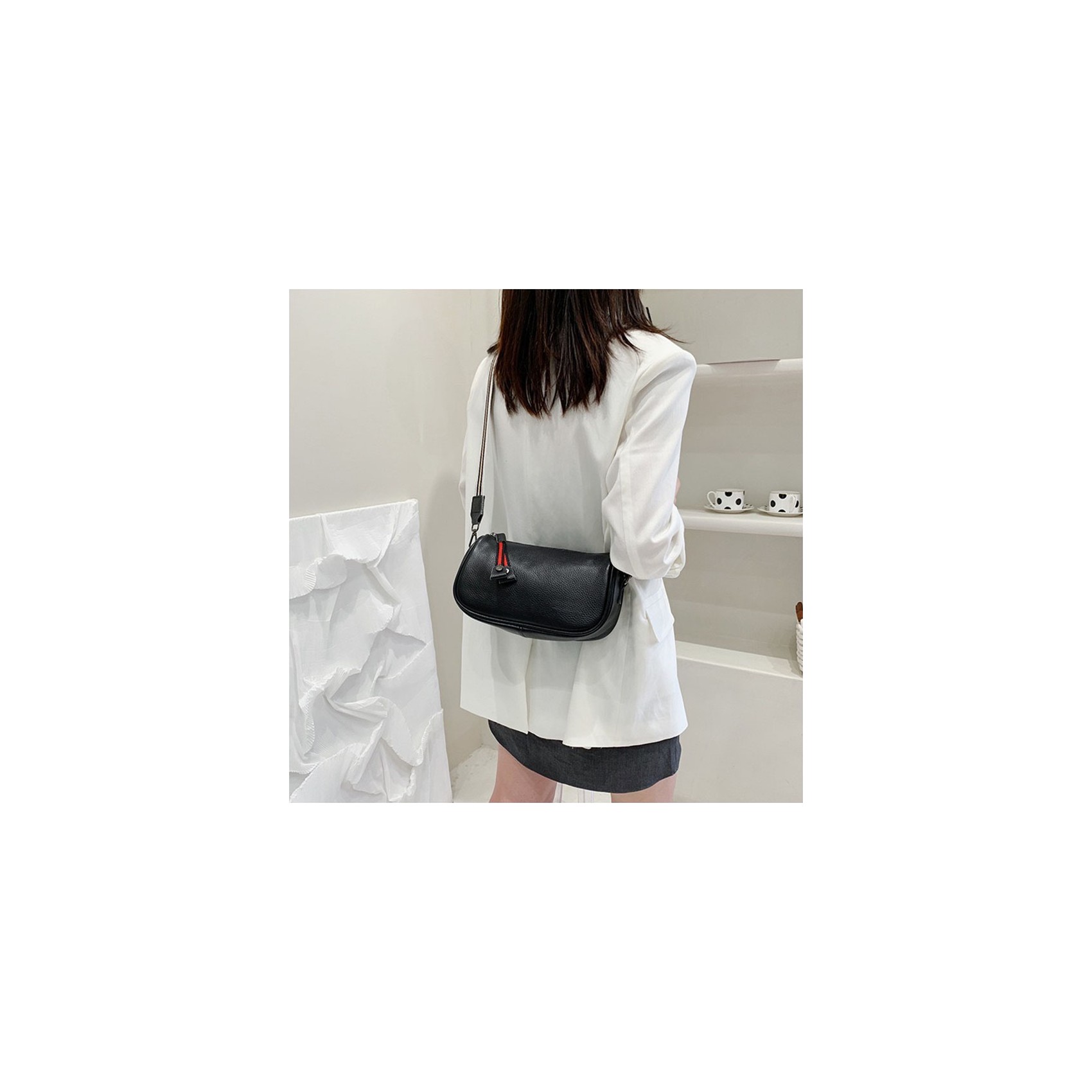 Жіноча шкіряна сумка Alice чорна