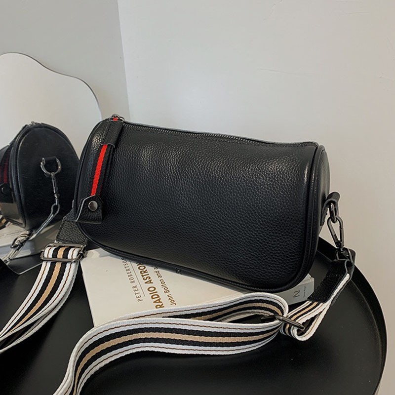 Женская кожаная сумка Alice черная - 6 фото