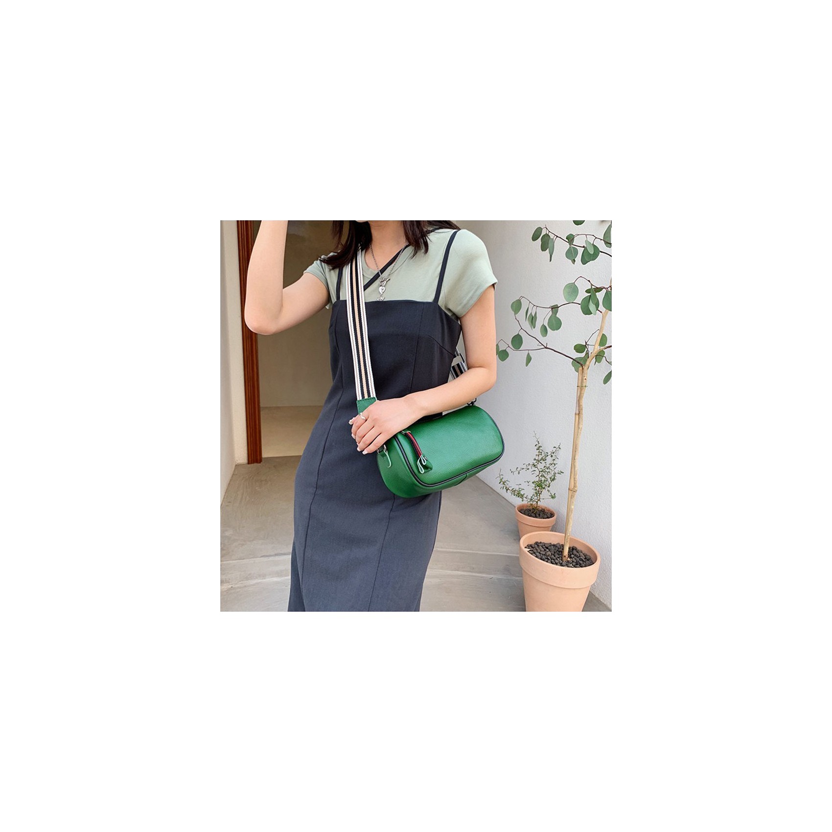 Женская кожаная сумка Alice зеленая