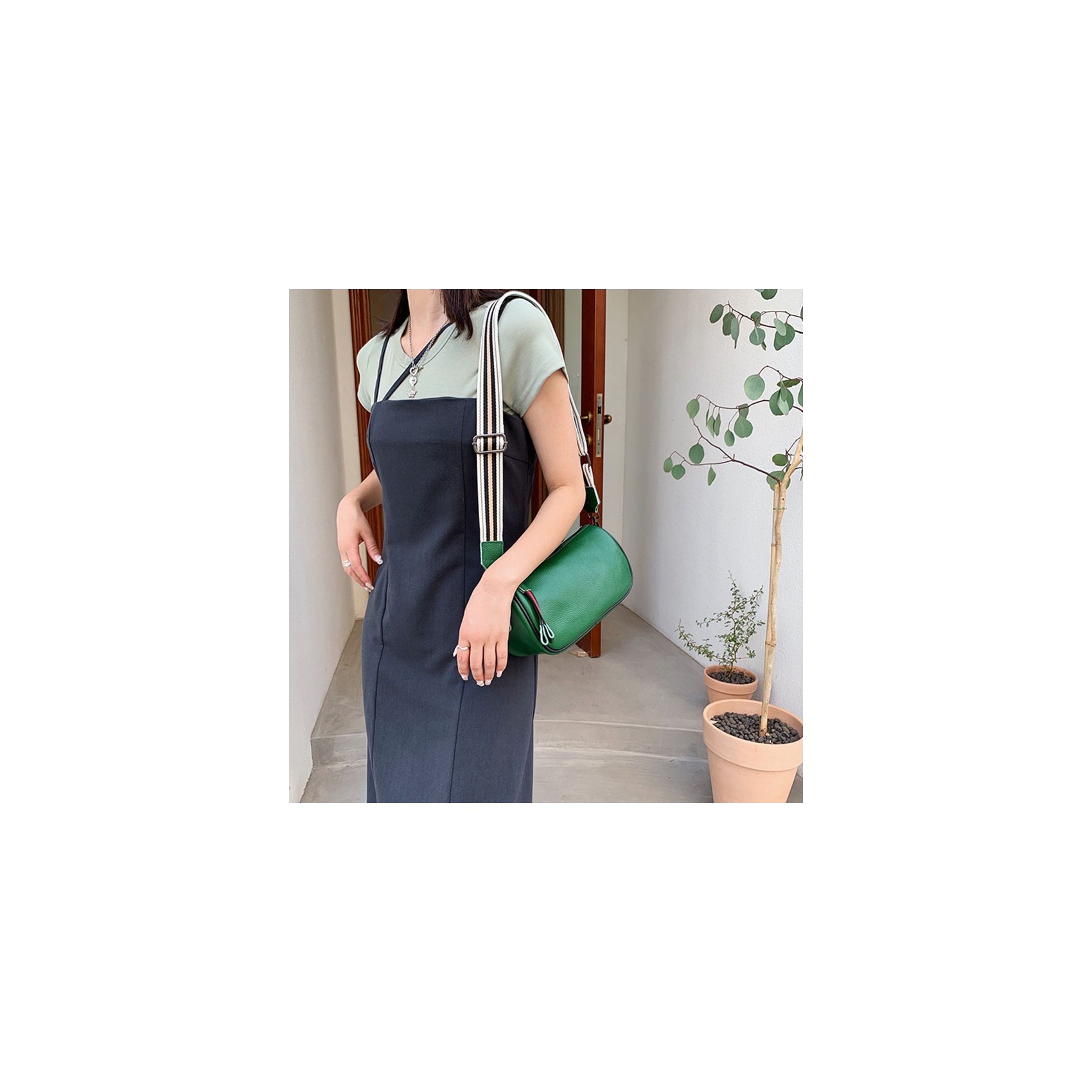 Женская кожаная сумка Alice зеленая