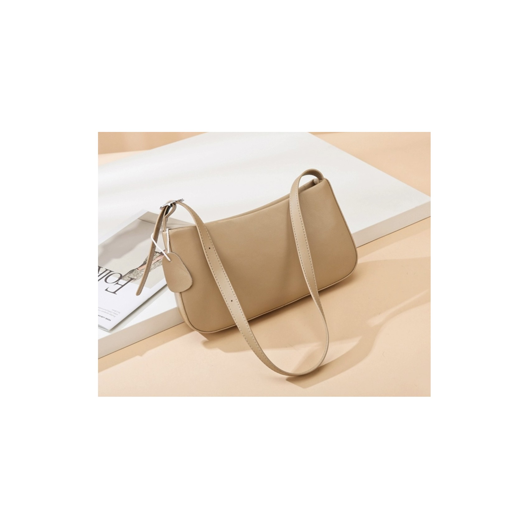 Жіноча шкіряна сумка Julia бежева