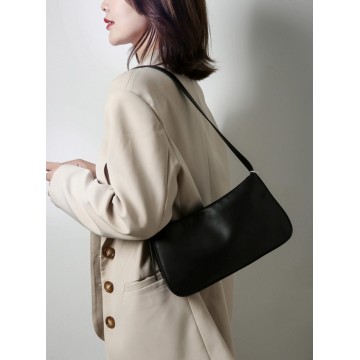 Жіноча шкіряна сумка Julia чорна фото