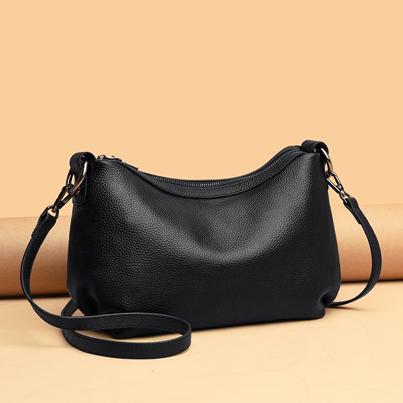 Жіноча шкіряна сумка Caroline чорна - 4 фото