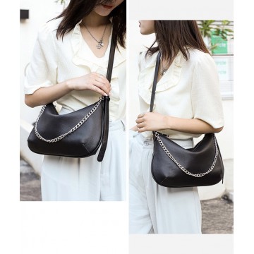 Женская кожаная сумка хобо Donna черная фото