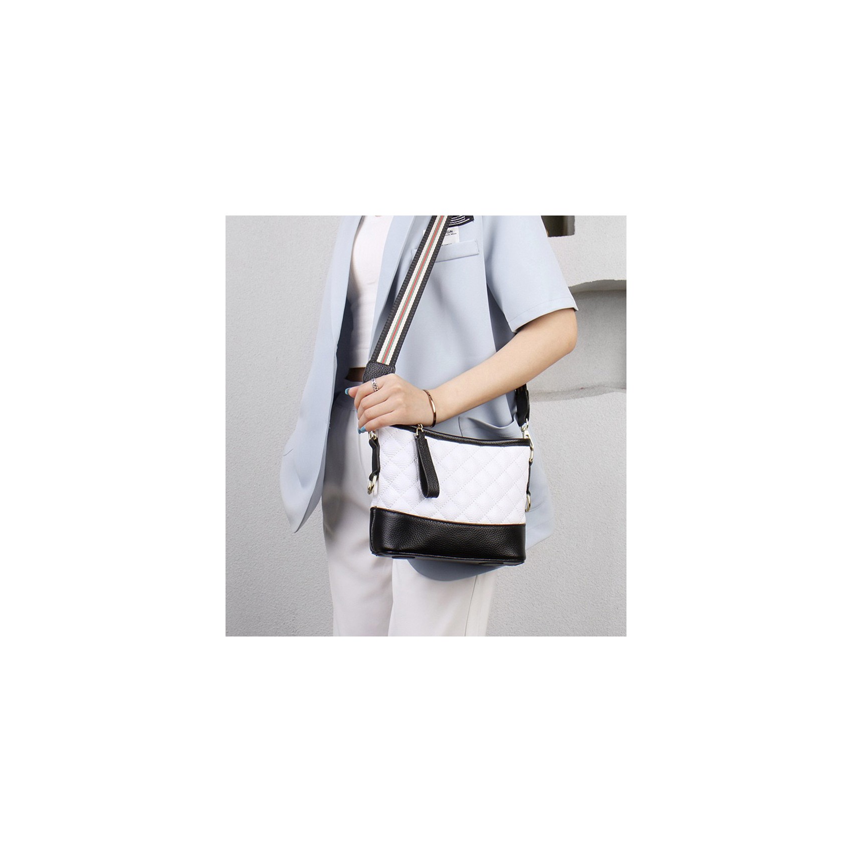 Женская кожаная сумка Janice черно-белая