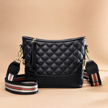 Жіноча шкіряна сумка Janice чорна фото