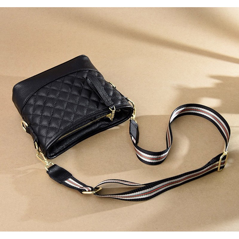 Женская кожаная сумка Janice черная - 5 фото