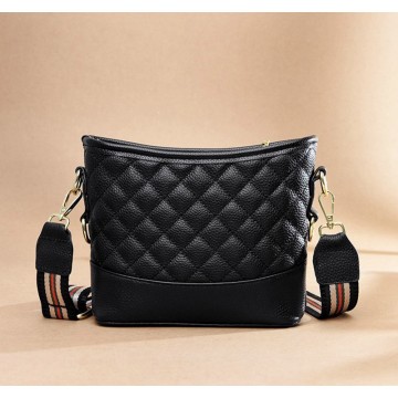 Женская кожаная сумка Janice черная фото