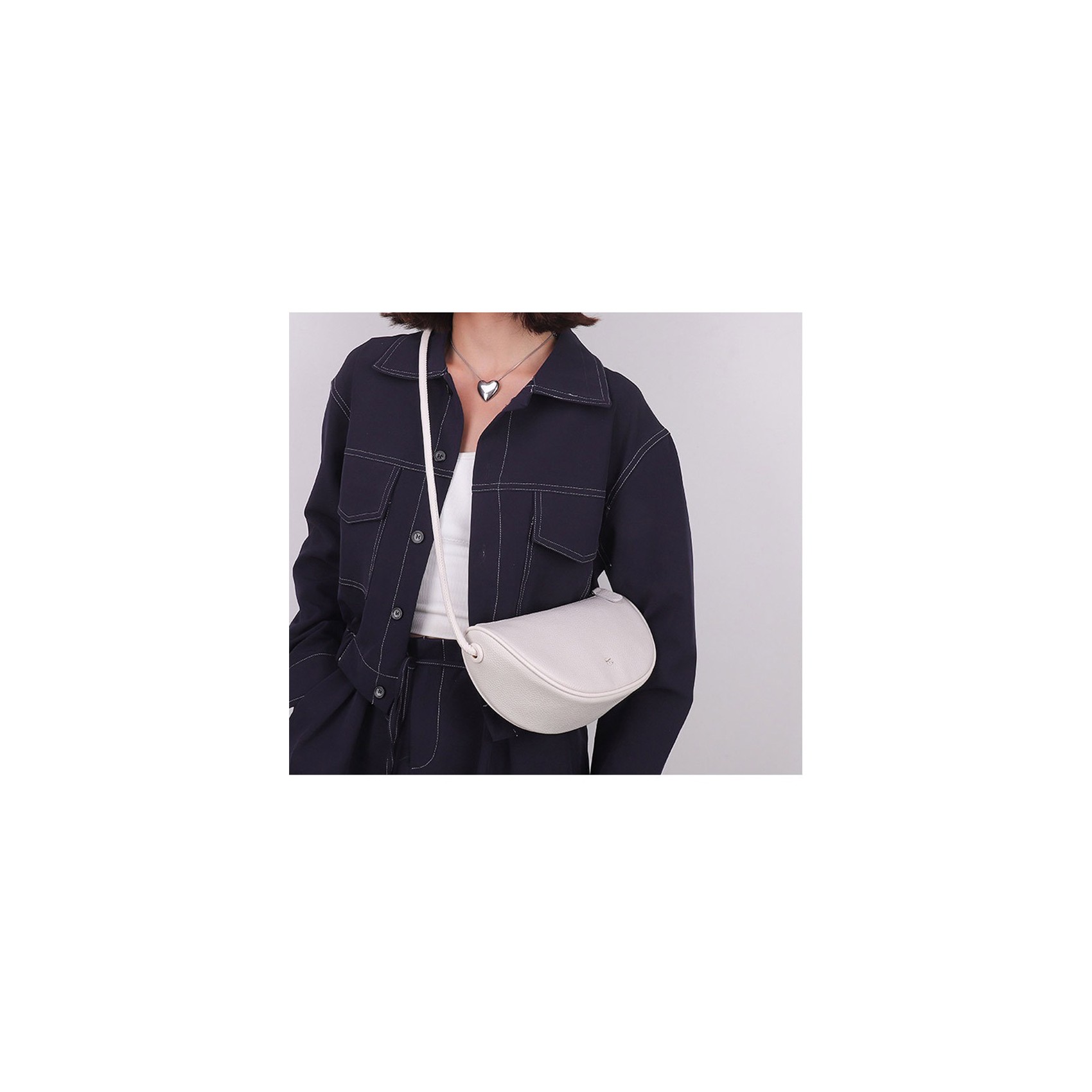 Жіноча шкіряна сумка Megan молочна