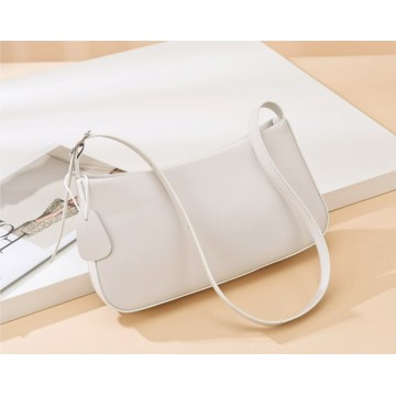 Жіноча шкіряна сумка Julia біла фото