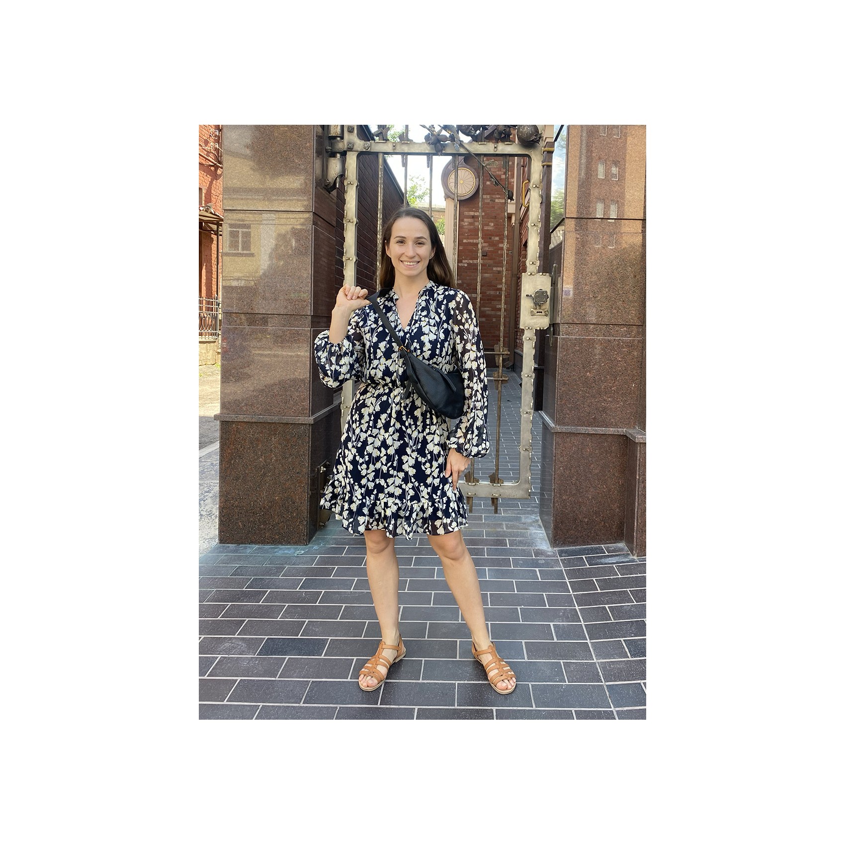 Жіноча шкіряна сумка хобо Jennifer чорна