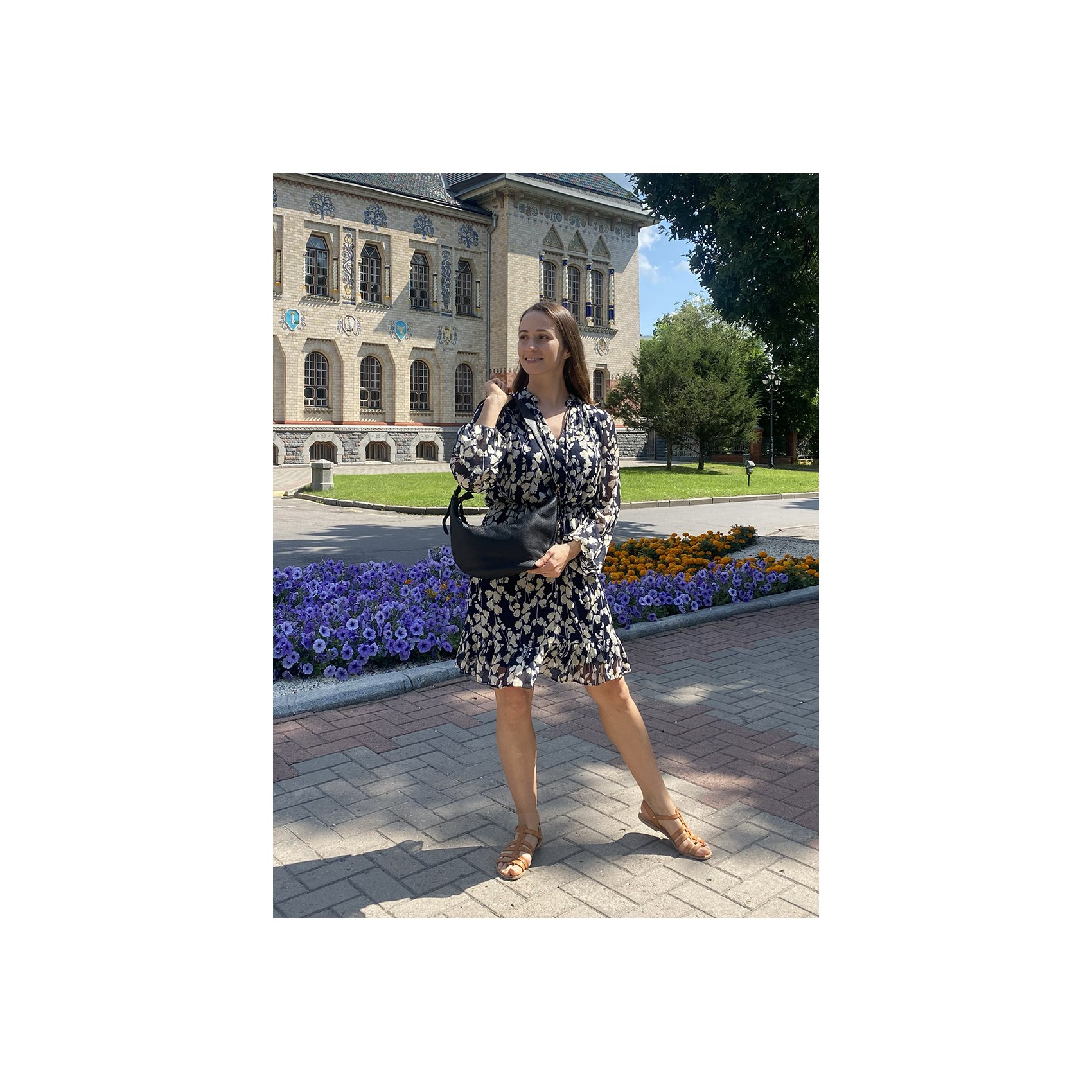 Жіноча шкіряна сумка хобо Jennifer чорна